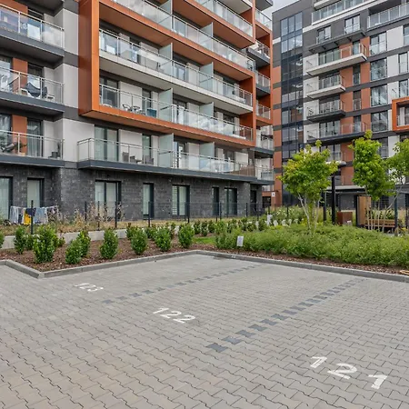 Pagi Comfort With Garden By Bookinghost Apartment