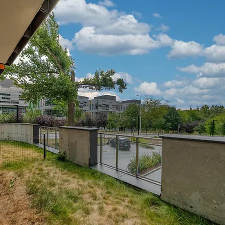 Apartment Pagi Comfort With Garden By Bookinghost *